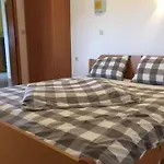 Lukas Apartment *